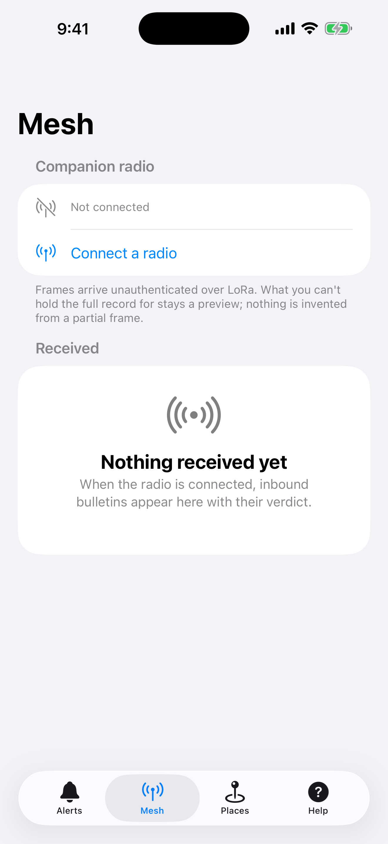 L'onglet Mesh : connectez une radio compagnon et regardez les bulletins entrants arriver avec leur verdict.